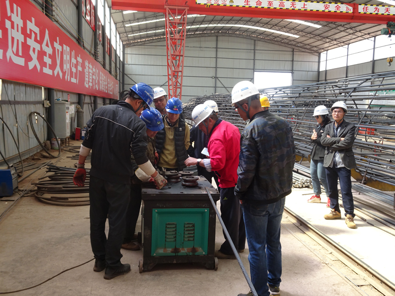 1522205218582650.jpg 钢筋加工场施工现场.jpg