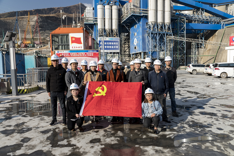 1548400267114503.jpg 联合公司合影.jpg