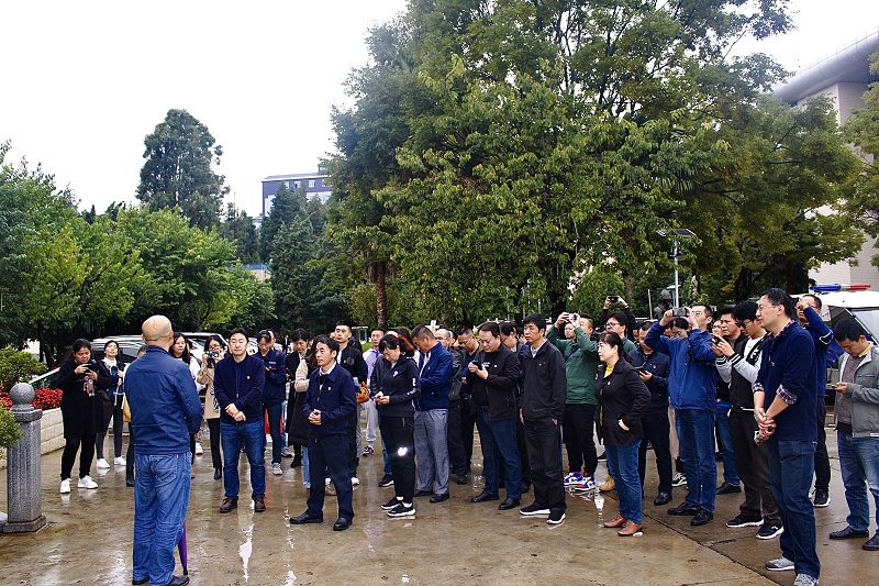 1571284707706366.jpg 纪委书记郑宇作警示教育动员讲话.jpg