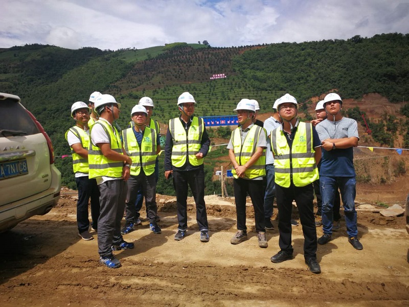 1595584457820353.jpg 特大桥施工现场.JPG