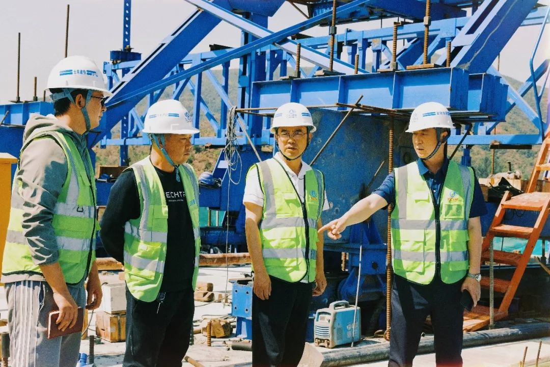 1651717598208899.jpg 2022-04-28-金光祥带队到永大项目进行节前安全综合大检查.jpg