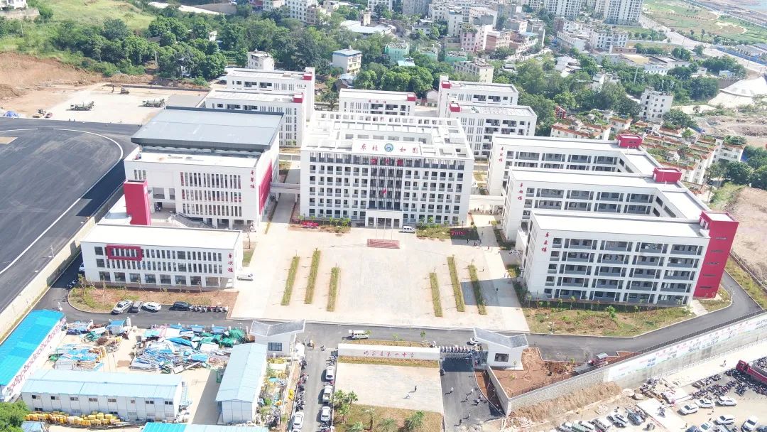1662347494800032.jpg 巧家县第四中学新校区正式“启航”,迎来首批学生!8.jpg