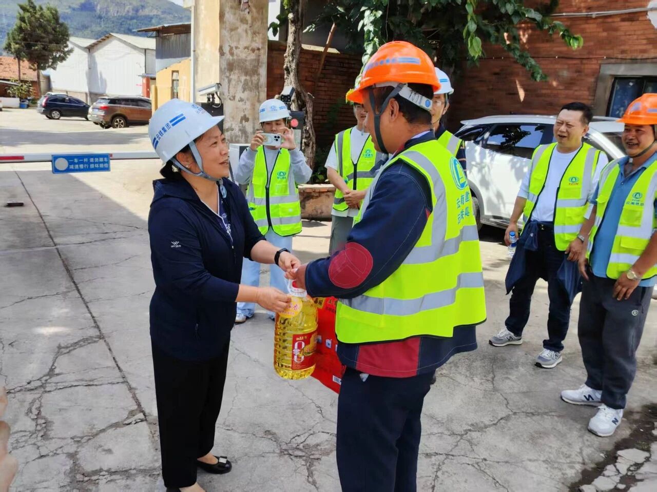 1760056797775500.jpg 微信图片_2025-10-10_083821_968.jpg